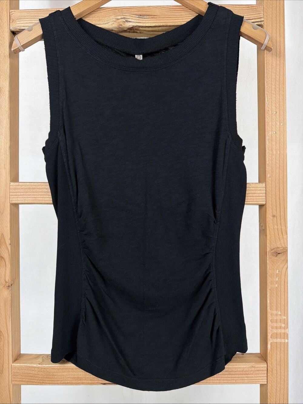 NWT XCVI Black Round Neck Ruched Ribbed Sides Long Tank Top #1174 Size XS